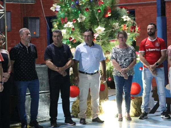 Vereadores prestigiaram a noite de Natal Luz e Paz 
