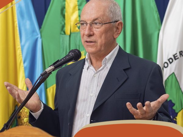 Vereadores pedem redução do imposto sobre os combustíveis